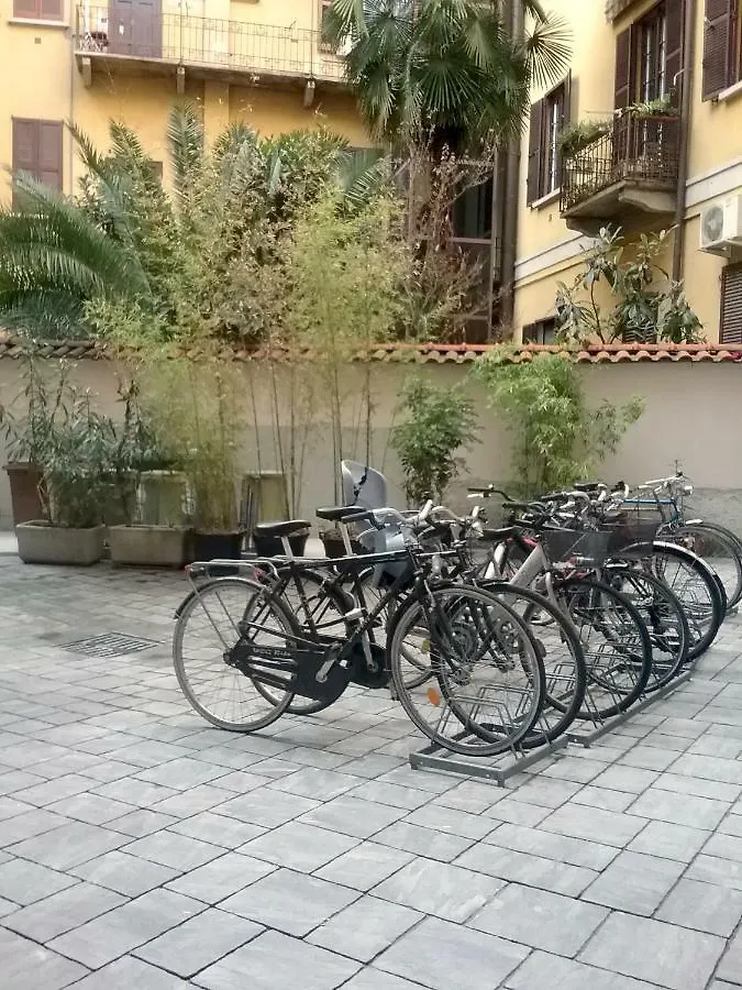 Isola Flat Lägenhet Milano